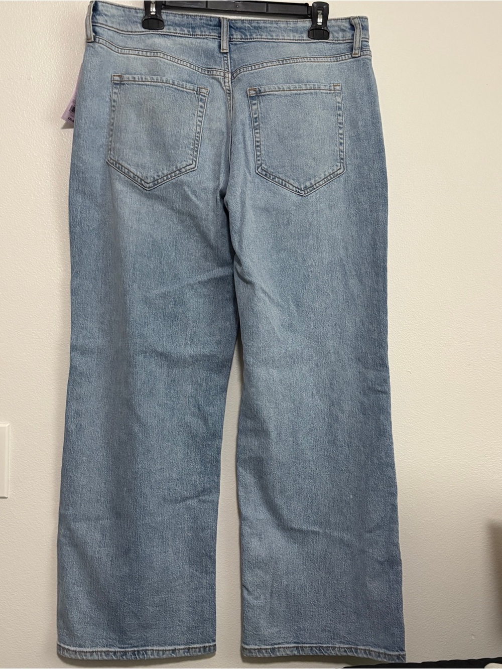 NEW Wild Fable Women’s Low Rise Baggy Jeans Size 12 Blue Denim Light Wash - Picture 7 of 7